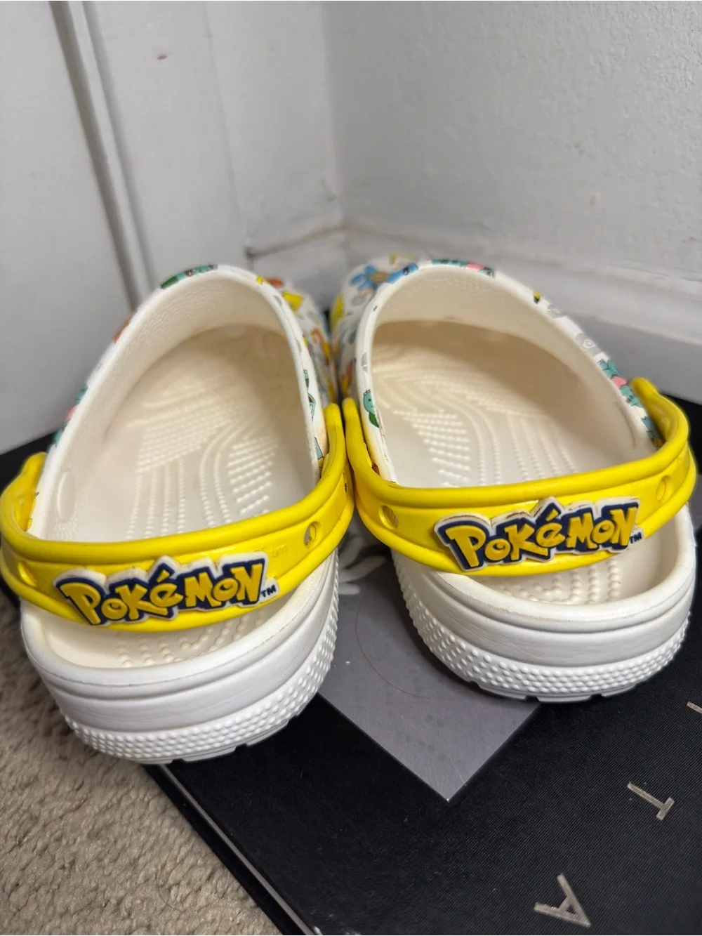 Pokémon x Crocs Classic 